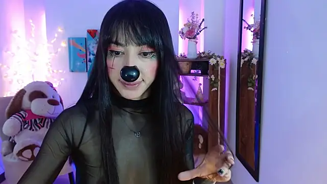 FIORELLA L online show from May 2026 12:11:01 PM