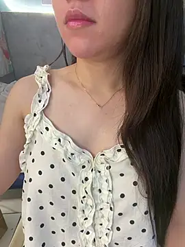 Snapshot of Amy8386 chatting on July 2026 04:33:01 PM Amy8386 online show from July 2026 04:33:01 PM