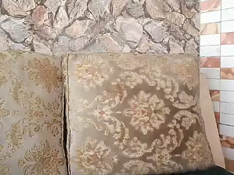 Snapshot of minniemoreee chatting on February 2026 12:54:01 PM minniemoreee online show from February 2026 12:54:01 PM