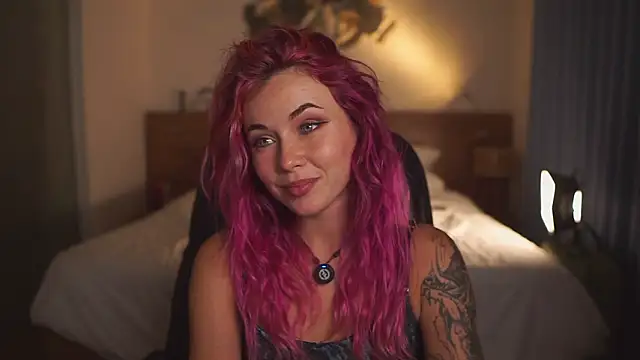 Sarah Pink online show from March 2026 02:12:02 PM