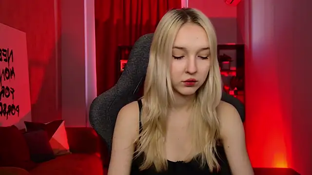 MaoqiBeverly online show from March 2026 07:47:01 AM