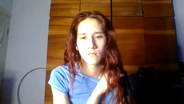 Snapshot of NickiKisinger chatting on June 2026 07:14:02 AM NickiKisinger online show from June 2026 07:14:02 AM