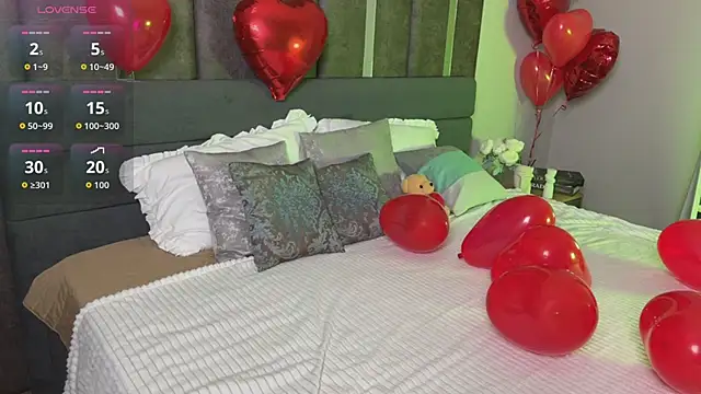 Snapshot of LillAlice chatting on February 2026 12:42:02 AM LillAlice online show from February 2026 12:42:02 AM