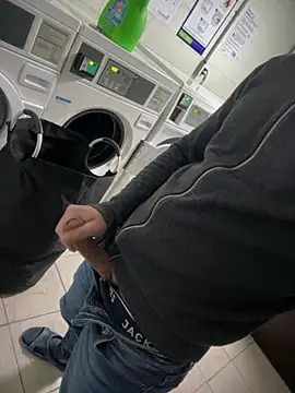 johnwickdhb970210 online show from February 2026 06:12:02 PM