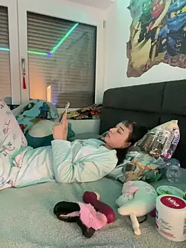 Snapshot of Just-Lilly chatting on March 2026 01:04:02 PM Just-Lilly online show from March 2026 01:04:02 PM