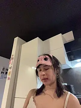 Snapshot of Just-Lilly chatting on March 2026 07:25:01 AM Just-Lilly online show from March 2026 07:25:01 AM