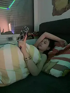 Snapshot of Just-Lilly chatting on April 2026 01:16:01 AM Just-Lilly online show from April 2026 01:16:01 AM