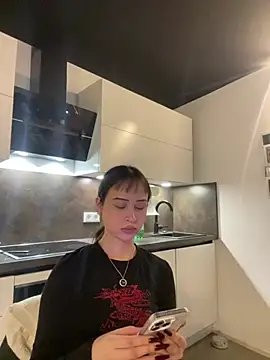 Snapshot of Just-Lilly chatting on April 2026 07:45:01 AM Just-Lilly online show from April 2026 07:45:01 AM