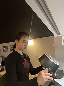 Snapshot of Just-Lilly chatting on April 2026 02:55:01 PM Just-Lilly online show from April 2026 02:55:01 PM