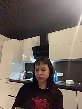 Snapshot of Just-Lilly chatting on April 2026 03:06:01 PM Just-Lilly online show from April 2026 03:06:01 PM