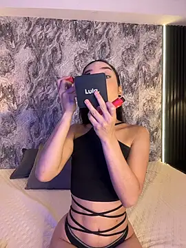 Snapshot of Mialarouse chatting on March 2026 08:37:01 PM Mialarouse online show from March 2026 08:37:01 PM