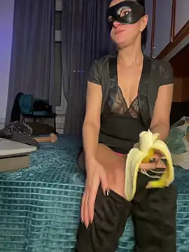 Snapshot of IRISKOSU chatting on February 2026 09:53:02 PM IRISKOSU online show from February 2026 09:53:02 PM