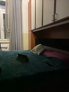 Snapshot of IRISKOSU chatting on March 2026 08:25:01 PM IRISKOSU online show from March 2026 08:25:01 PM