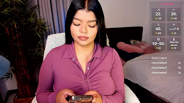 Snapshot of moonhelen chatting on February 2026 12:51:01 AM moonhelen online show from February 2026 12:51:01 AM