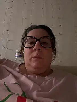 JasmineGlow7 online show from April 2026 11:20:02 PM