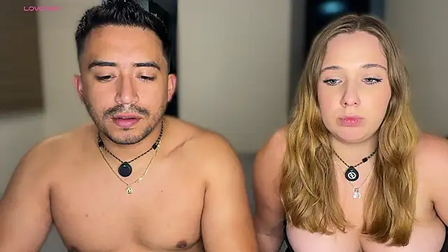 Sofii n Diego online show from May 2026 11:47:01 PM