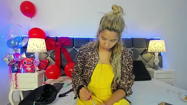 Snapshot of _Giorgiina_ chatting on February 2026 12:09:01 PM Giorgiina online show from February 2026 12:09:01 PM