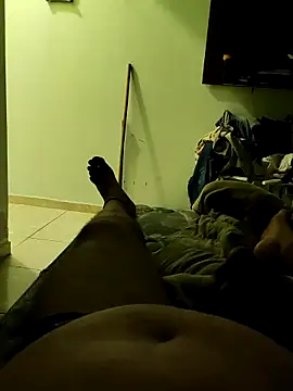 Snapshot of Gordinho_dos_pes chatting on February 2026 12:38:02 PM Gordinho dos pes online show from February 2026 12:38:02 PM