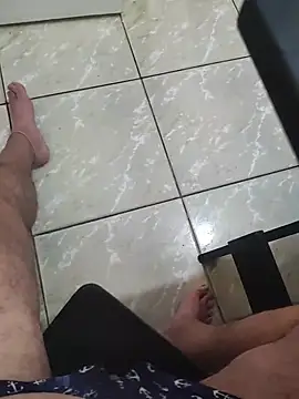 Snapshot of Gordinho_dos_pes chatting on February 2026 02:40:02 PM Gordinho dos pes online show from February 2026 02:40:02 PM