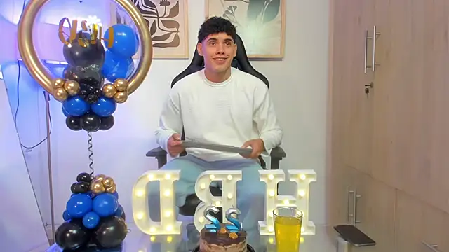 justin payn14 online show from May 2026 02:33:01 PM