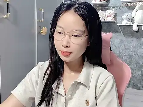 Linne6789 online show from April 2026 04:38:02 AM