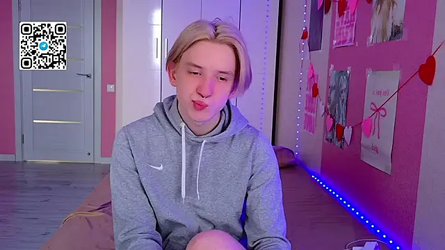 Ron Vilss online show from April 2026 05:03:02 AM