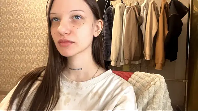 LumPetal online show from February 2026 07:51:01 AM