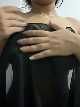 Snapshot of Divya-03 chatting on April 2026 05:18:01 PM Divya-03 online show from April 2026 05:18:01 PM