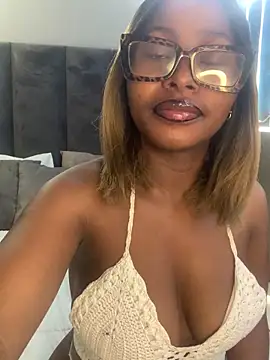 SexyLaylahx online show from February 2026 12:54:02 PM