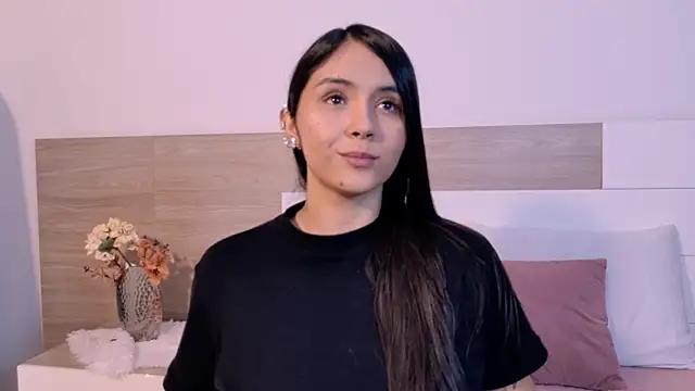 AlisonLamer online show from April 2026 08:46:01 PM