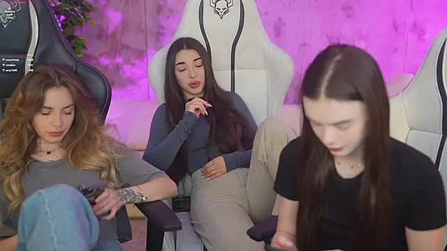 Zlata Sky online show from February 2025 09:04:02 PM