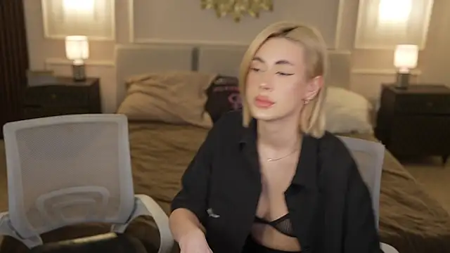 Zlata Sky online show from February 2026 03:33:02 PM