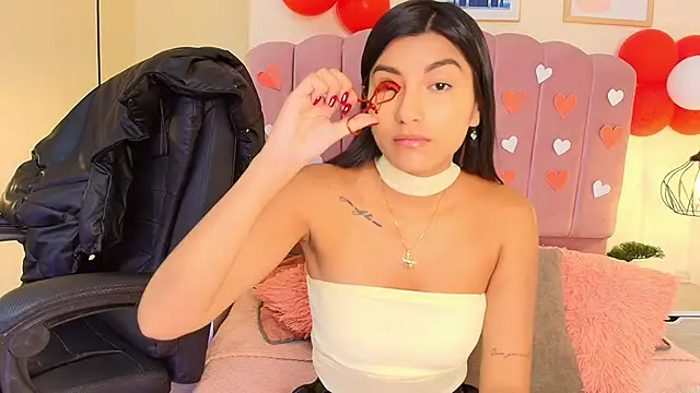 Snapshot of Ateneaaa_ chatting on February 2026 07:32:02 PM Ateneaaa online show from February 2026 07:32:02 PM