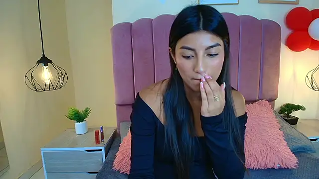 Ateneaaa  online show from March 2026 07:29:01 PM