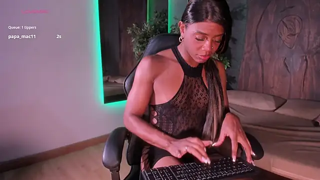 Snapshot of Shayna_lee chatting on February 2026 09:44:02 PM Shayna lee online show from February 2026 09:44:02 PM