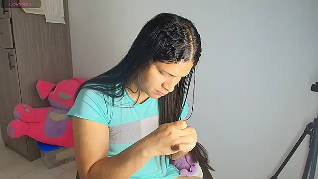 alys love online show from March 2026 04:18:01 PM