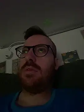 Snapshot of io1Elian chatting on July 2026 03:05:02 PM io1Elian online show from July 2026 03:05:02 PM