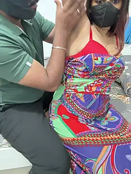 Snapshot of couple7v17d chatting on February 2026 05:32:01 PM couple7v17d online show from February 2026 05:32:01 PM