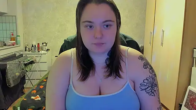 Snapshot of katya_idinax chatting on February 2026 03:30:02 PM katya idinax online show from February 2026 03:30:02 PM