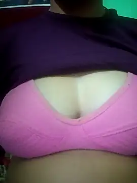 Snapshot of Meena_sakshi chatting on February 2026 10:31:01 PM Meena sakshi online show from February 2026 10:31:01 PM