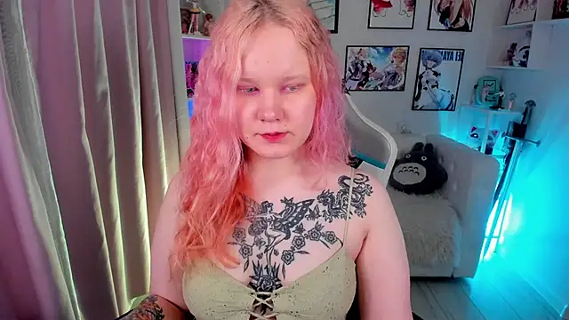 AnnieVibe online show from March 2026 05:34:02 PM