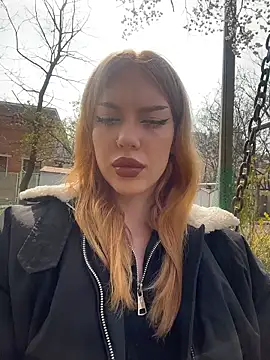 Jean Graay online show from March 2026 10:10:01 AM