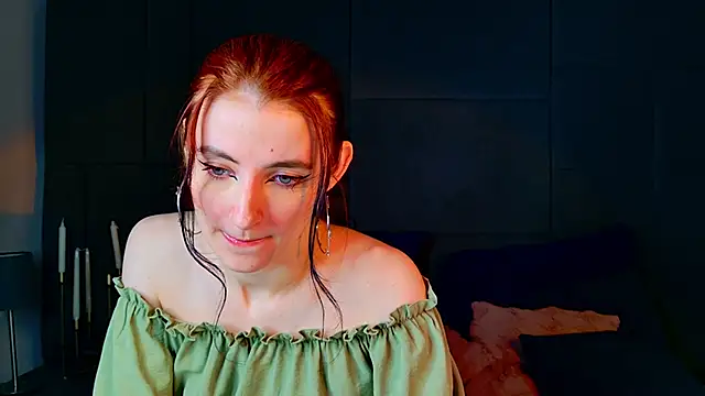 NicoleLuxe online show from June 2026 06:42:01 PM