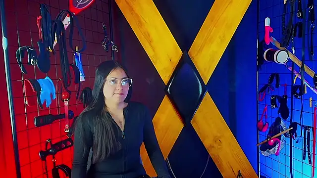 Candyqueen bdsm  online show from March 2026 03:39:02 PM