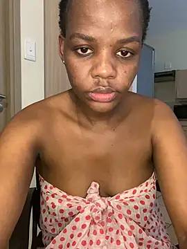 Snapshot of RoyalZuluDesire chatting on March 2026 12:11:01 PM RoyalZuluDesire online show from March 2026 12:11:01 PM