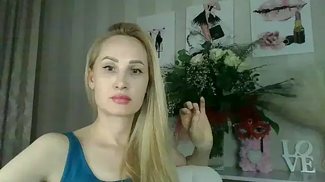 Kikki777 online show from February 2026 07:10:02 PM