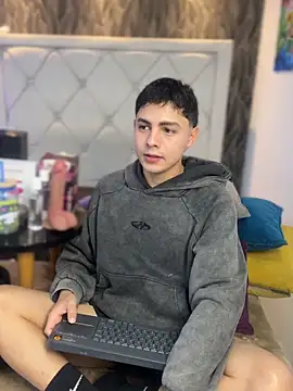 Snapshot of Samu_Hott chatting on February 2026 08:20:02 PM Samu Hott online show from February 2026 08:20:02 PM