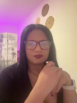 Snapshot of MelOnlyOf chatting on February 2026 07:10:01 PM MelOnlyOf online show from February 2026 07:10:01 PM