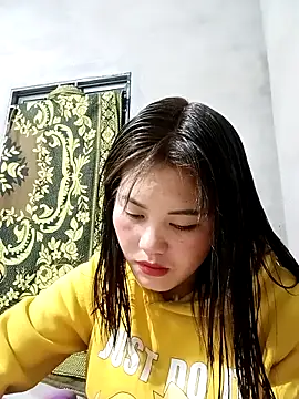 Snapshot of Anna_516 chatting on February 2026 01:05:02 PM Anna 516 online show from February 2026 01:05:02 PM