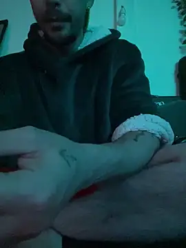 Piratee666 online show from March 2026 11:18:01 PM